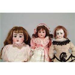 LOT OF 3 GERMAN BISQUE DOLLS.