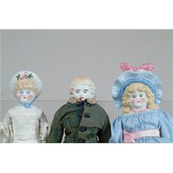 LOT OF 6 PARIAN HEAD DOLLS.