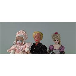 LOT OF 3 DOLLS.