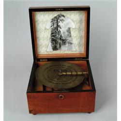 9" KALLIOPE DISC MUSIC BOX WITH 6 BELLS.