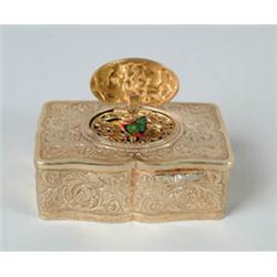 BEAUTIFUL GOLD-PLATED SINGING BIRD BOX.   