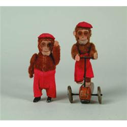 LOT OF 2 PLUSH SCHUCO MONKEYS.