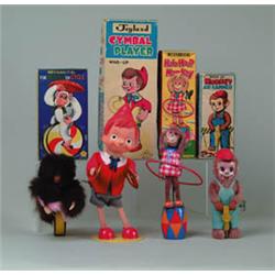 LOT OF 8 W/UP JAPANESE TOYS W/O.B.