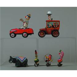 LOT OF THREE CIRCUS TOYS. 