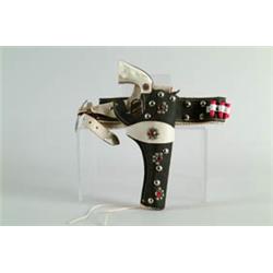 CAP GUN AND HOLSTER W/OB.