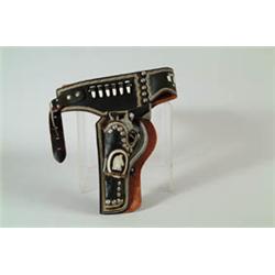 T.V.'S "RESTLESS GUN" & HOLSTER SET.