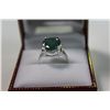 Image 2 : LADIES 14 KT. WHITE GOLD NATURAL EMERALD DRESS RING CLAW SET WITH 1 OVAL MIXED CUT