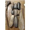 Image 4 : PAPAU NEW GUINEA STONES AND 2 STONE TOOL HOLDERS