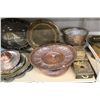 Image 3 : SHELF LOT OF BRASS AND COPPER SERVING DISHES