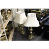 Image 2 : LOT OF 3 BRASS LAMPS WITH SHADES