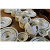 Image 3 : COLLECTION OF 84 PIECES OF WEDGEWOOD BONE CHINA APPLEDORE PATTERN