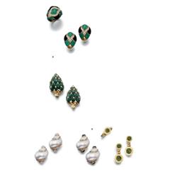 A SET OF GOLD, DIAMOND, ONYX AND HARDSTONE JEWELRY...