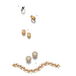 A GROUP OF GOLD AND CULTURED PEARL JEWELRY...