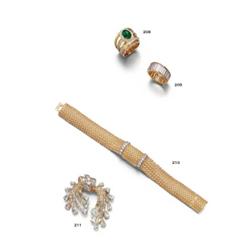 A JADEITE AND DIAMOND RING...