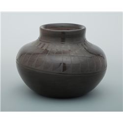 Carmelita Dunlap Pot