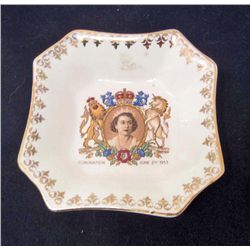 1953 QUEEN ELIZABETH CORONATION SOUVENIR TRINKET DISH