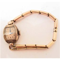 VINTAGE BULOVA GOLD LADIES WATCH