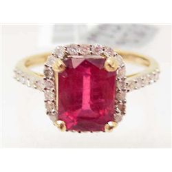 14KT GOLD RUBY AND DIAMOND RING