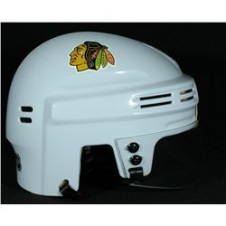 Bobby Hull Signed Blackhawks Mini-Helmet Inscribed "The Golden Jet" (Schwartz COA)