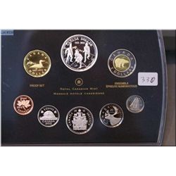 Royal Canadian Mint 2012 proof coin set including silver War of 1812 Commemorative coin