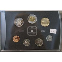 Cased Royal Canadian Mint 2001 specimen coin set