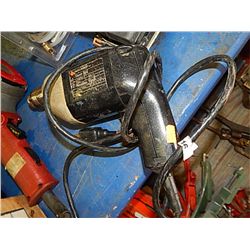 B & D ELECTRIC DRILL