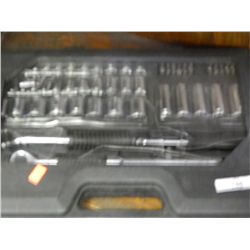 SOCKET SET