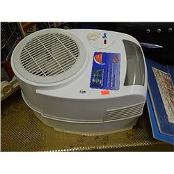 HUMIDIFIER
