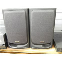 AIWA SPEAKERS - 2