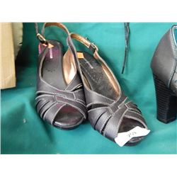 LADIES SANDLES - 5