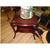 Image 1 : MAHOGANY SIDE TABLE
