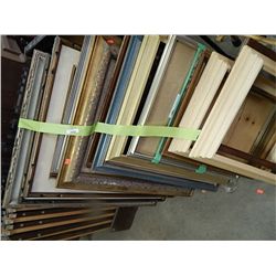 LOT OF FRAMED AND OTHER PICTURES