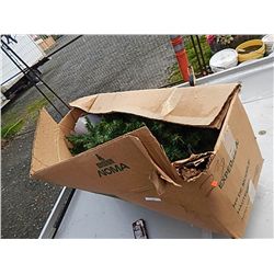 CHRISTMAS TREE IN BOX