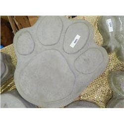 CONCRETE - PAW - LARGE