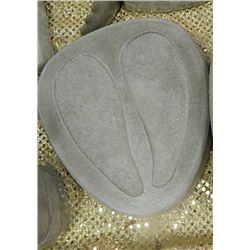 CONCRETE - HOOVES - LARGE