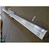 Image 1 : LONG FLORESCENT LIGHT