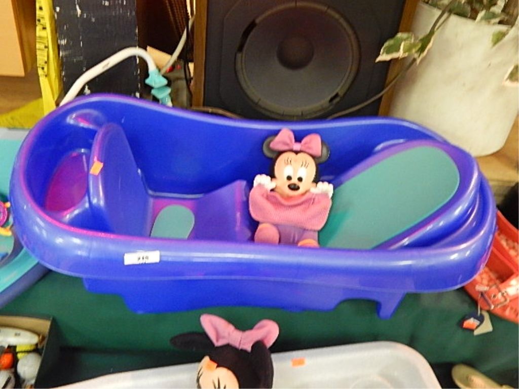 Baby Tub And Minnie Mouse