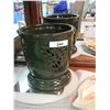 Image 1 : GREEN CERAMIC FLOWER POT - MIRROR NOT INCLUDED