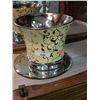 Image 1 : DECORATIVE FLOWER POT - MIRROR NOT INCLUDED