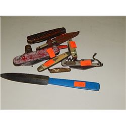 LOT OF VINTAGE AND OTHER KNIVES
