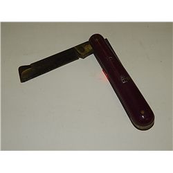 VINTAGE FOLDING STRAIGHT EDGE RAZOR - RED
