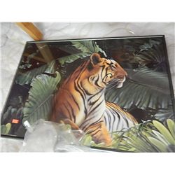 FRAMED PCTURE - LION