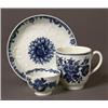 Image 1 : three worcester blue-printed porcelain items…