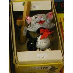 Pelham puppet: Cat type A £25-35