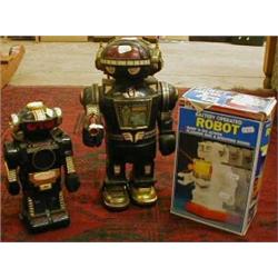 Two battery operated robots £20-40