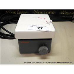 CORNING PC 161 LABORATORY STIRRER