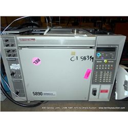 HP 5890 SERIES II GAS CHROMATOGRAPH