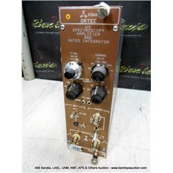 ORTEC 673 SPECTROSCOPY AMP/INTEGRATOR PLUG-IN