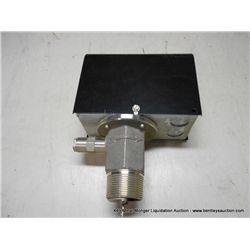 MC DONNELL FS7-4-S FLOW SWITCH