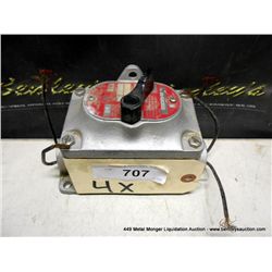 APPLETON EDSC175+2 SNAP SWITCH, QTY=4